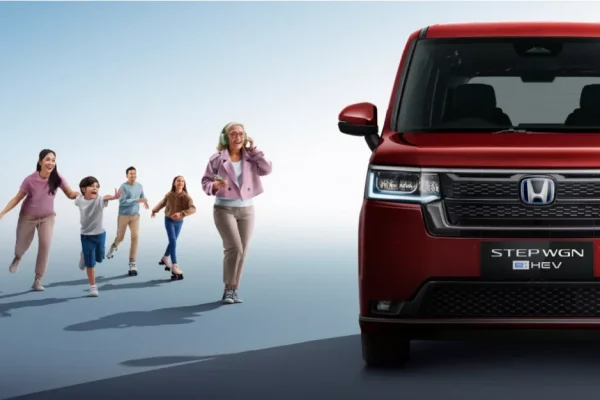 Honda STEP WGN e:HEV